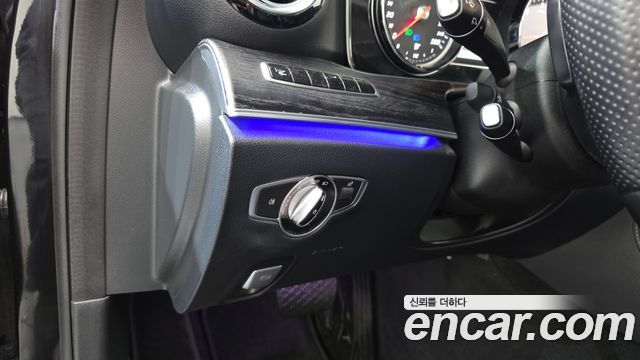 Mercedes-Benz E-Class E220d Avantgarde