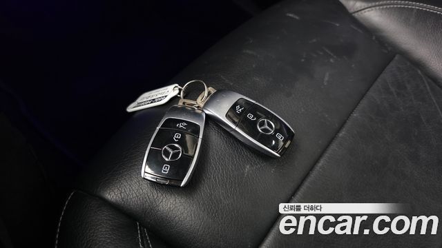 Mercedes-Benz E-Class E220d Avantgarde