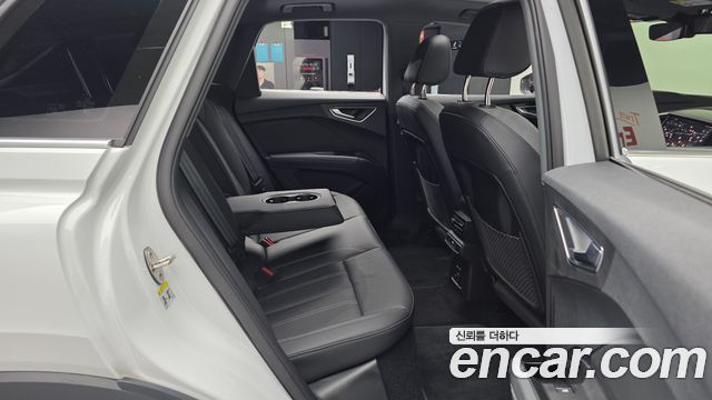 Audi Q4 e-tron 40 Premium