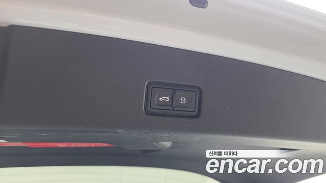Audi Q4 e-tron 40 Premium