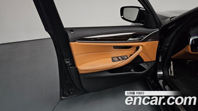 BMW 5-Series 520i M Sport