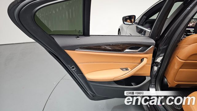 BMW 5-Series 520i M Sport