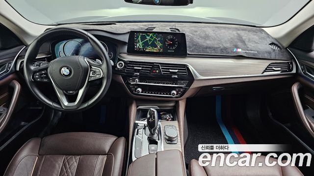 BMW 5-Series 520d Luxury Plus