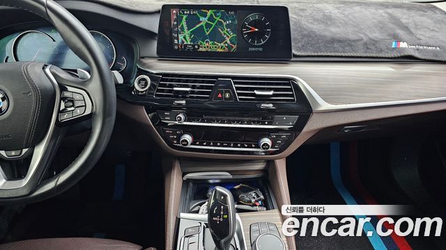 BMW 5-Series 520d Luxury Plus