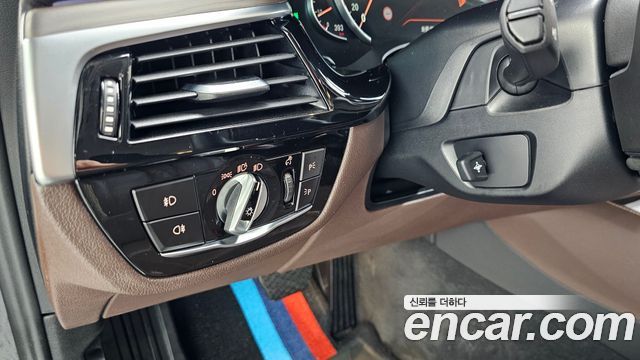BMW 5-Series 520d Luxury Plus