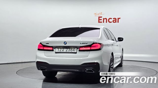 BMW 5-Series 520d xDrive M Sport Package Plus