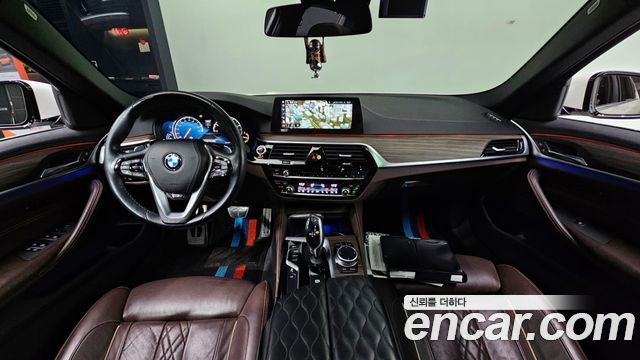 BMW 5-Series 520d xDrive M Sport Package Plus