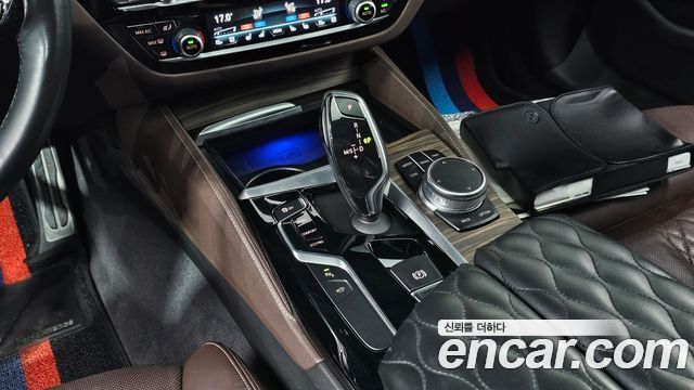 BMW 5-Series 520d xDrive M Sport Package Plus