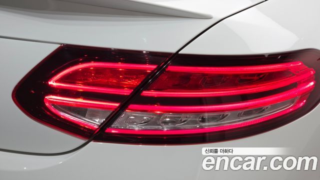 Mercedes-Benz C-Class C200 Cabriolet