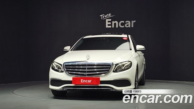 Mercedes-Benz E-Class E300 Exclusive