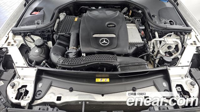 Mercedes-Benz E-Class E300 Exclusive
