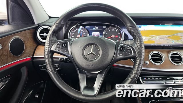 Mercedes-Benz E-Class E300 Exclusive