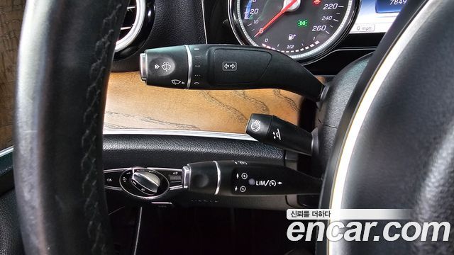 Mercedes-Benz E-Class E300 Exclusive