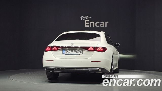 Mercedes-Benz E-Class E200 Avantgarde