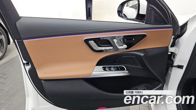 Mercedes-Benz E-Class E200 Avantgarde