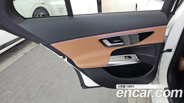 Mercedes-Benz E-Class E200 Avantgarde
