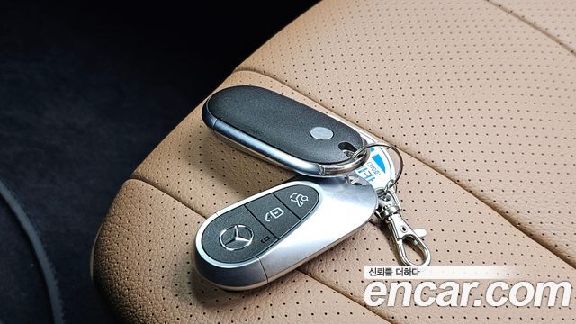 Mercedes-Benz E-Class E200 Avantgarde
