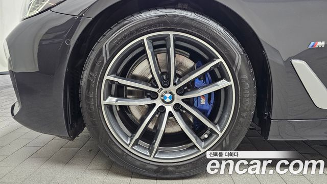 BMW 5-Series 520i M Sport