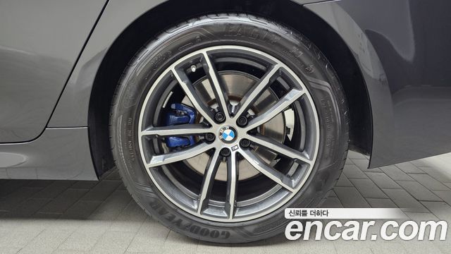 BMW 5-Series 520i M Sport