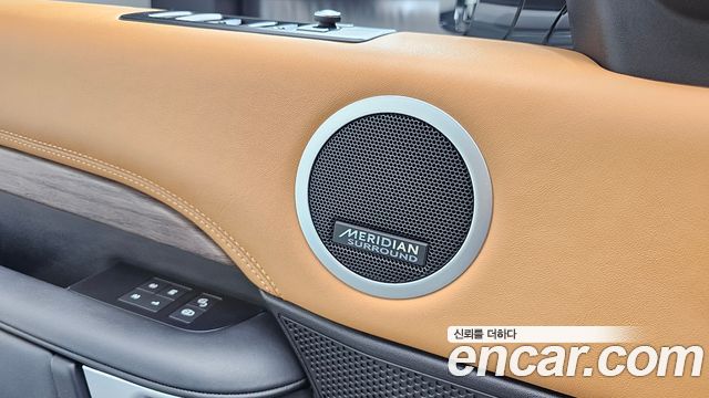 Land Rover Discovery 3.0 TD6 HSE Luxury