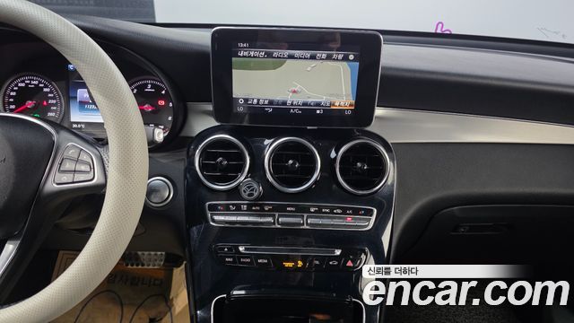 Mercedes-Benz GLC-Class GLC220 d 4MATIC Coupe