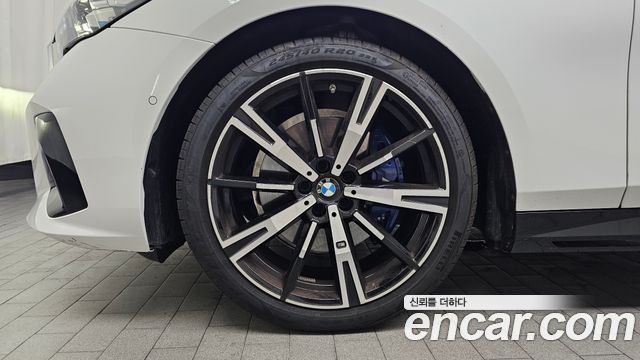 BMW 5-Series 530i xDrive M Sport