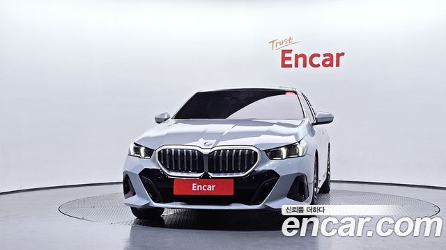 BMW 5-Series 530i xDrive M Sport