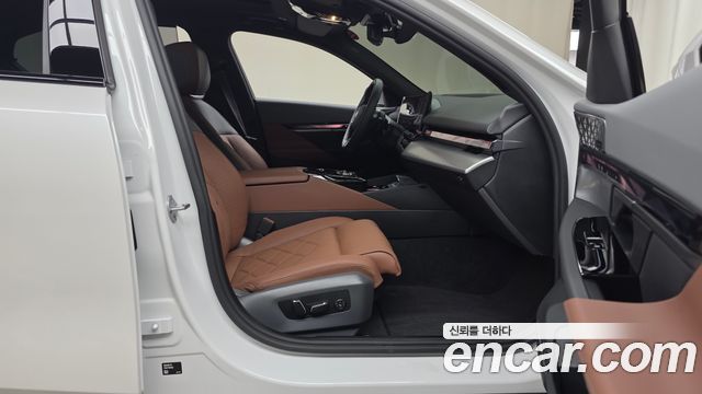 BMW 5-Series 530i xDrive M Sport Pro Special Edition