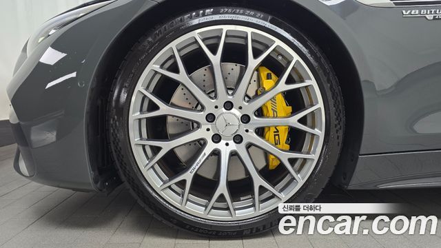 Mercedes-Benz SL-Class AMG SL63 4MATIC+ Manufaktur