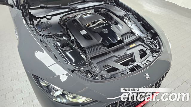 Mercedes-Benz SL-Class AMG SL63 4MATIC+ Manufaktur