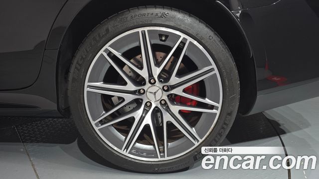Mercedes-Benz AMG GT 4Door 43 4MATIC+