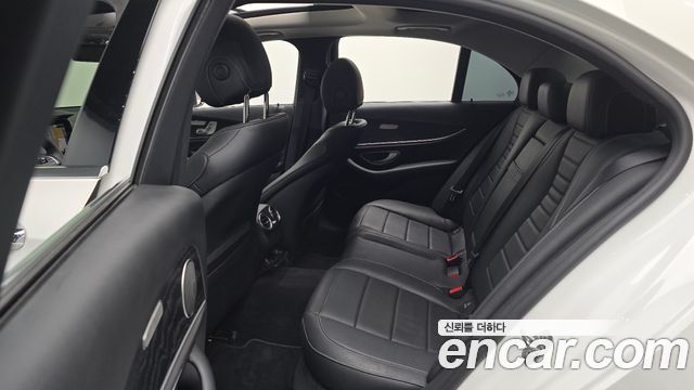 Mercedes-Benz E-Class E300 Avantgarde