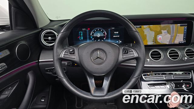 Mercedes-Benz E-Class E300 Avantgarde