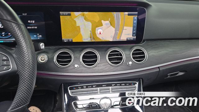 Mercedes-Benz E-Class E300 Avantgarde