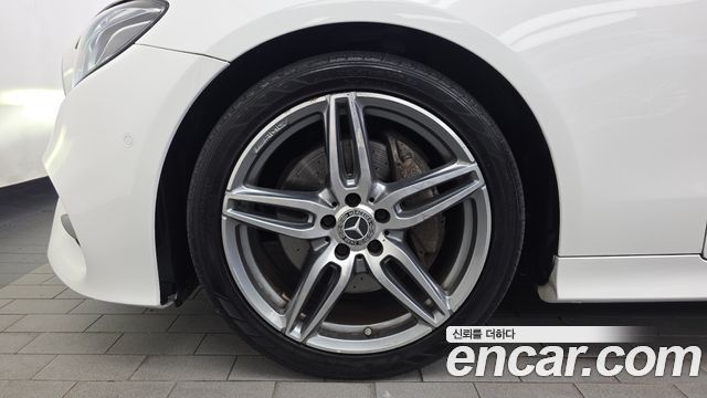 Mercedes-Benz E-Class E220d Cabriolet