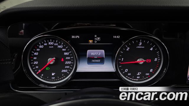 Mercedes-Benz E-Class E220d Cabriolet