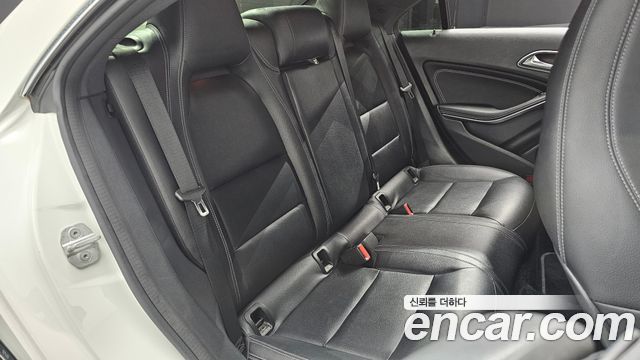Mercedes-Benz CLA-Class CLA200 d