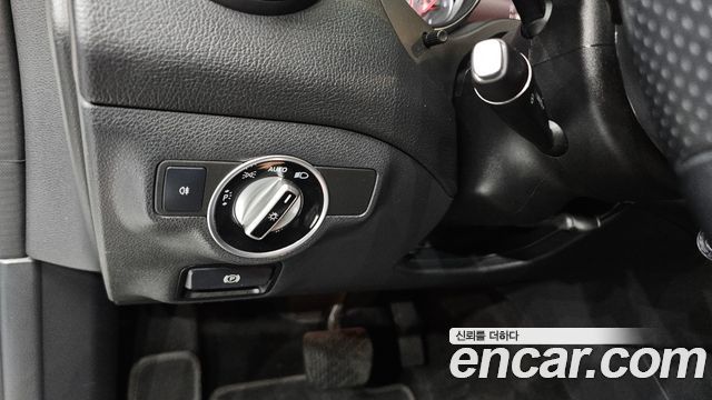 Mercedes-Benz CLA-Class CLA200 d