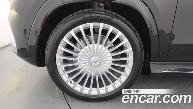 Mercedes-Benz GLS-Class Maybach GLS600 4MATIC Manufakur
