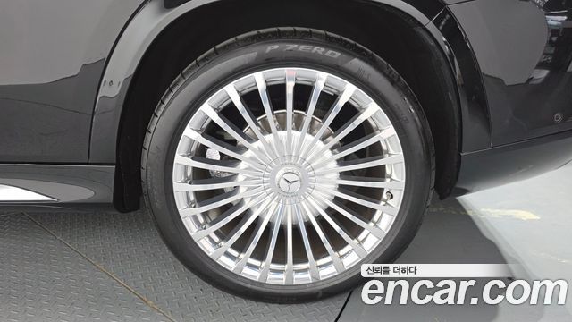 Mercedes-Benz GLS-Class Maybach GLS600 4MATIC Manufakur