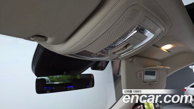 Mercedes-Benz GLS-Class Maybach GLS600 4MATIC Manufakur