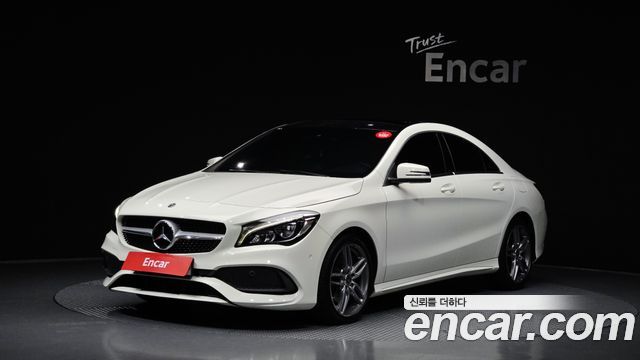 Mercedes-Benz CLA-Class CLA220 AMG Line