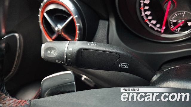 Mercedes-Benz CLA-Class CLA220 AMG Line