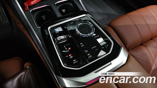 BMW 7-Series 740i xDrive M Sport