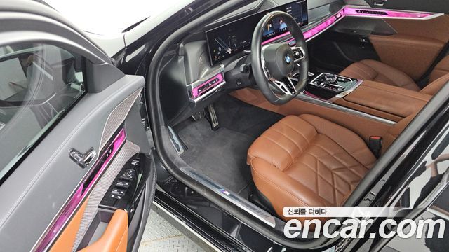 BMW 7-Series 740i xDrive M Sport