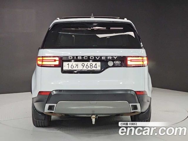 Land Rover Discovery 3.0 TD6 Launch Edition