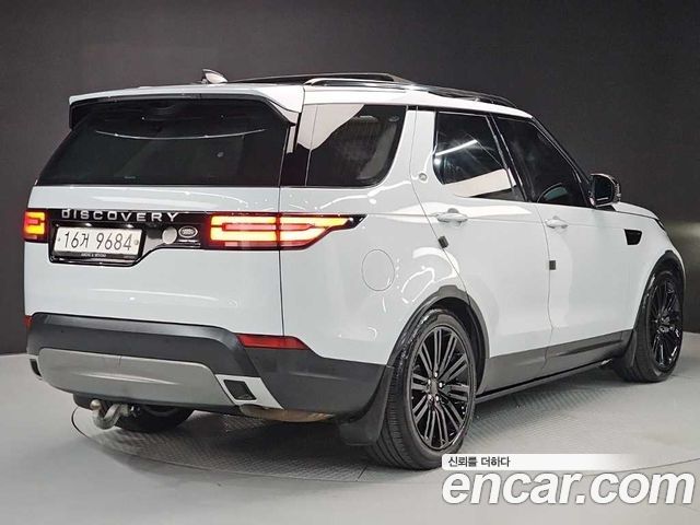 Land Rover Discovery 3.0 TD6 Launch Edition