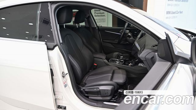 BMW 2-Series 220i Sport