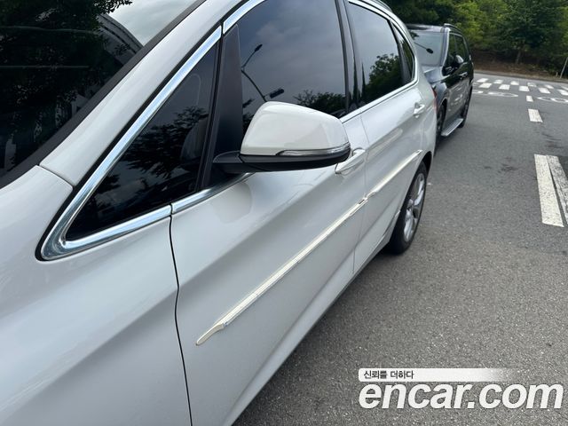 BMW 2-Series Luxury