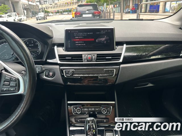 BMW 2-Series Luxury